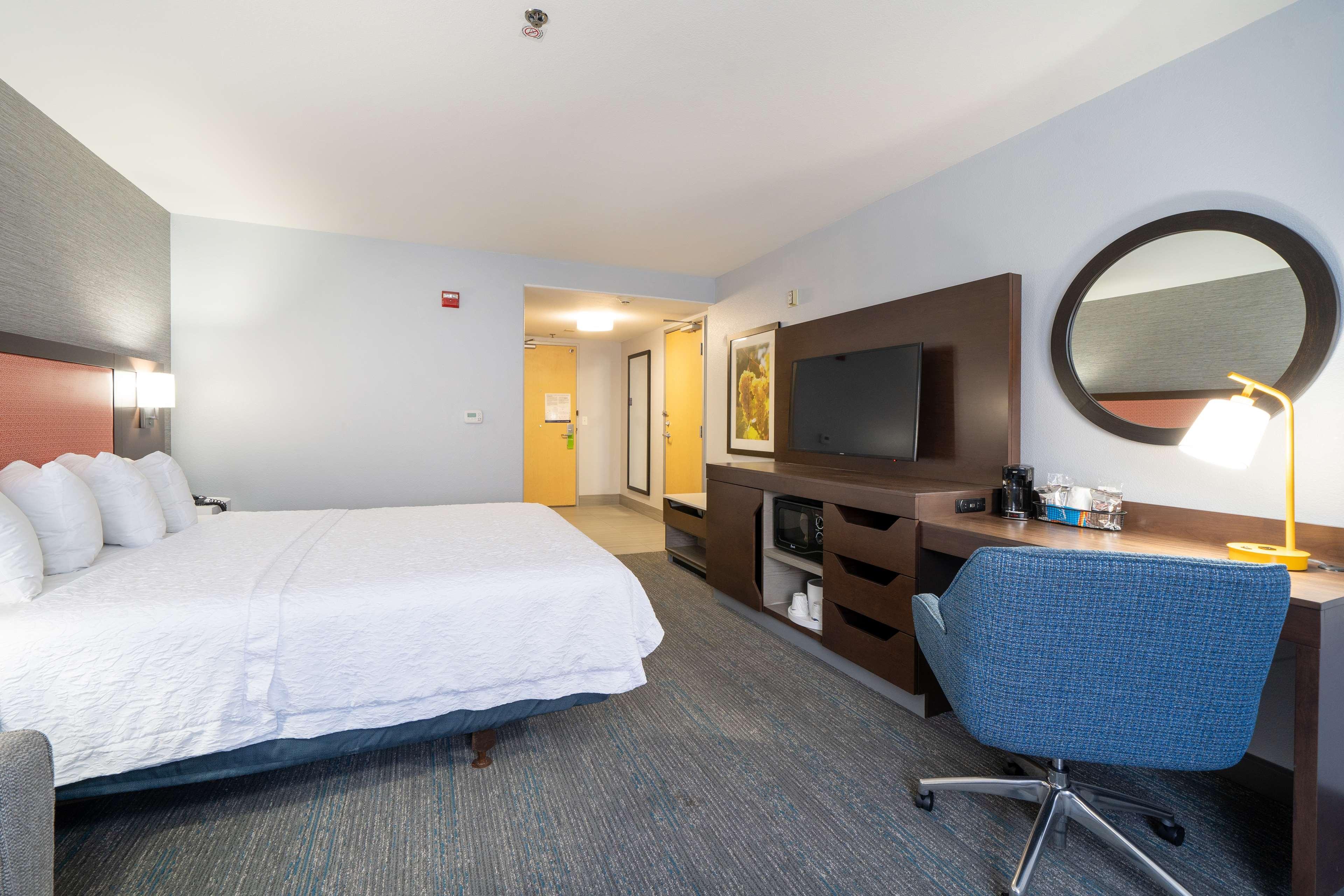 Hampton Inn&Suites Modesto - Salida Extérieur photo