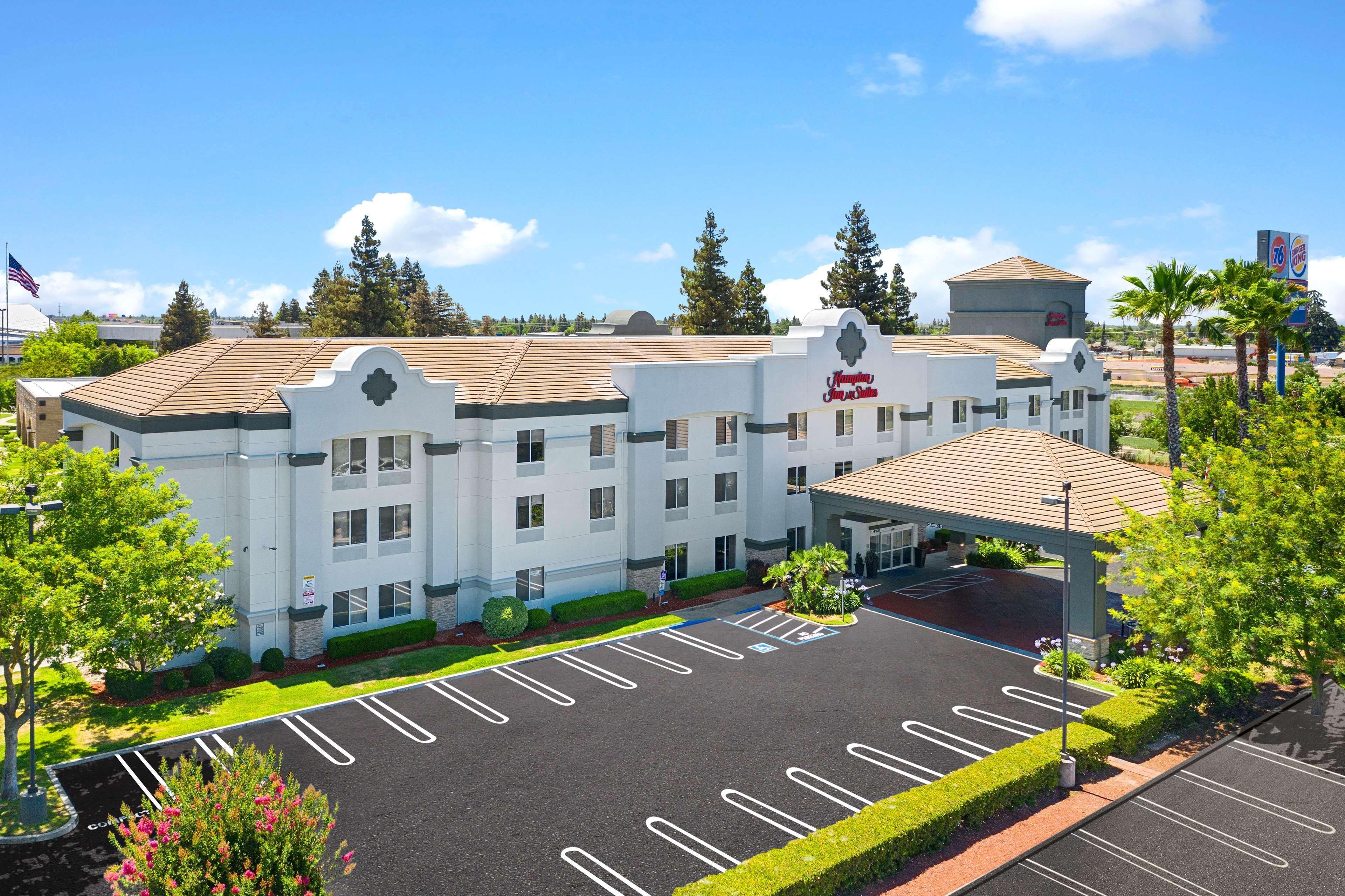 Hampton Inn&Suites Modesto - Salida Extérieur photo