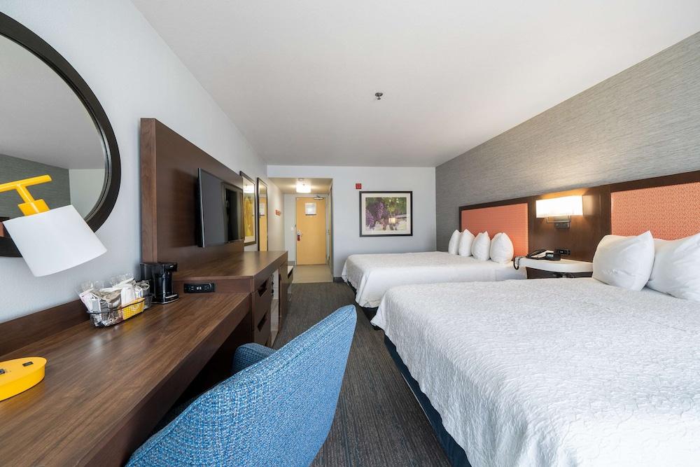 Hampton Inn&Suites Modesto - Salida Extérieur photo