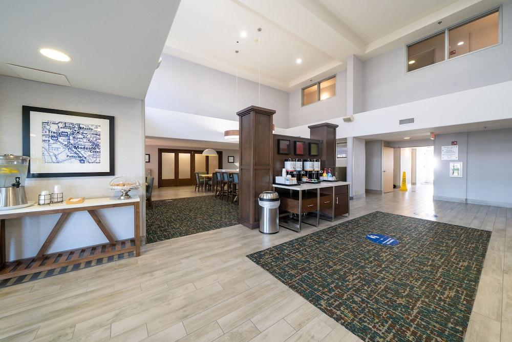 Hampton Inn&Suites Modesto - Salida Extérieur photo