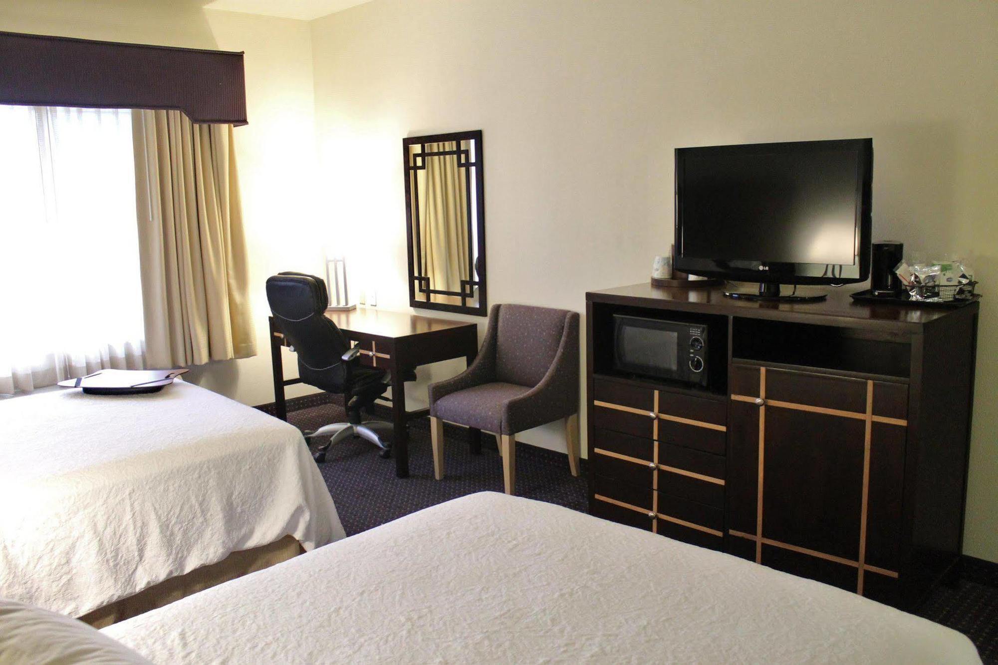 Hampton Inn&Suites Modesto - Salida Extérieur photo